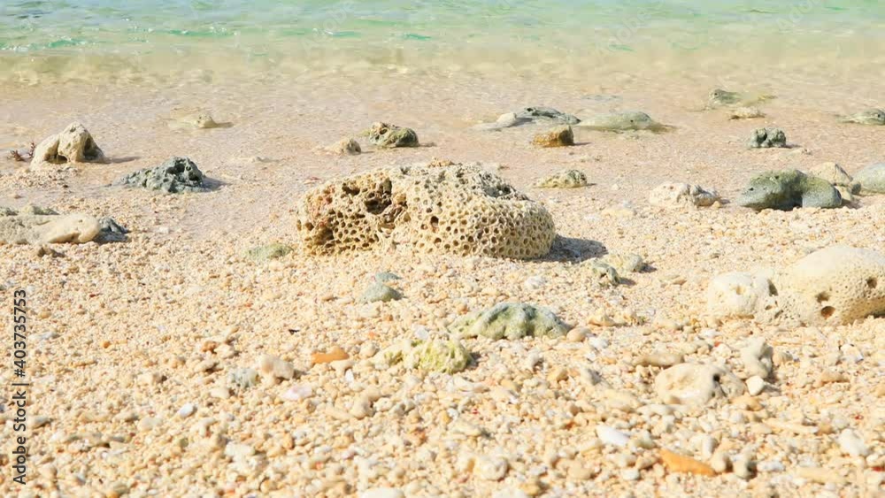 beautiful beach and healing sound waves in Okinawa Kuroshima nishinohama beautiful beach and healing sound waves in Okinawa Kuroshima nishinohama