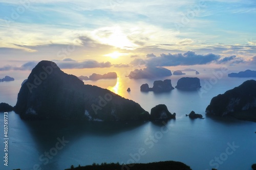 Obraz na płótnie Phang Nga Sunrise w salonie