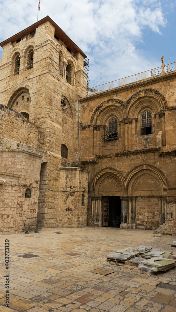entrance to the main temple of jerusalem