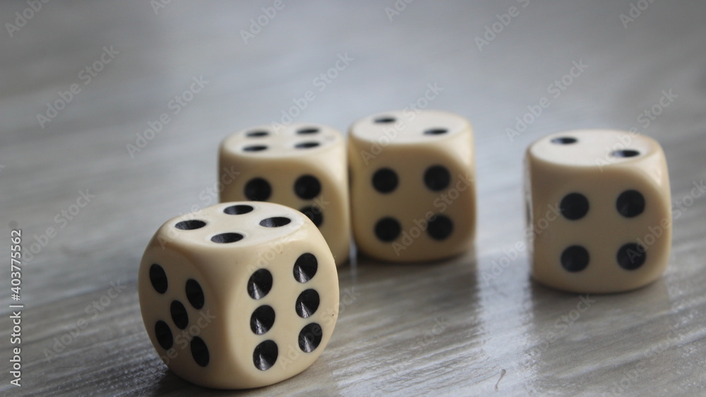 Spielewürfel Spielewürfel