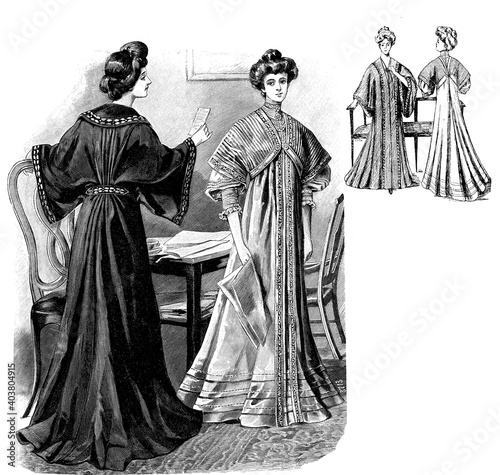 ladies Fashion 1907, long and elegant lines for the indoor dressing gown, completed with Gibson girl hairstyle, frontal and back view
