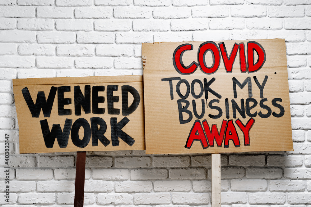 Fototapeta premium Protestive placard against coronavirus lockdowns close up