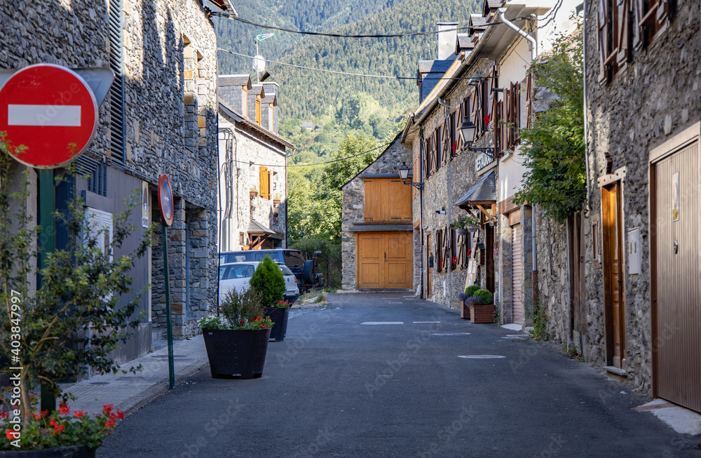 Fototapeta premium Viella Vall d'Aran