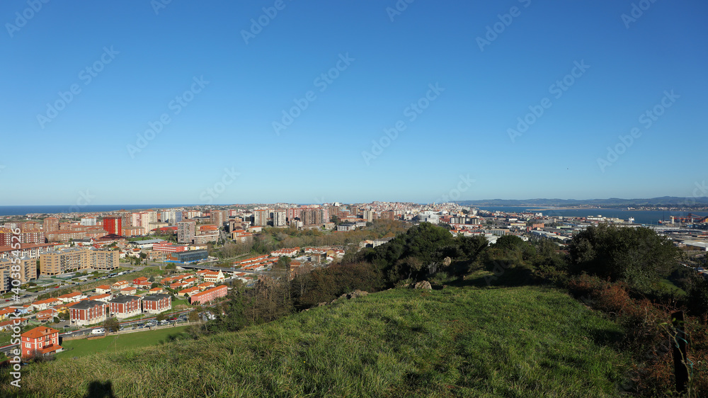 Vista panorámica desde Peñacastillo, Santander, Cantabria, España