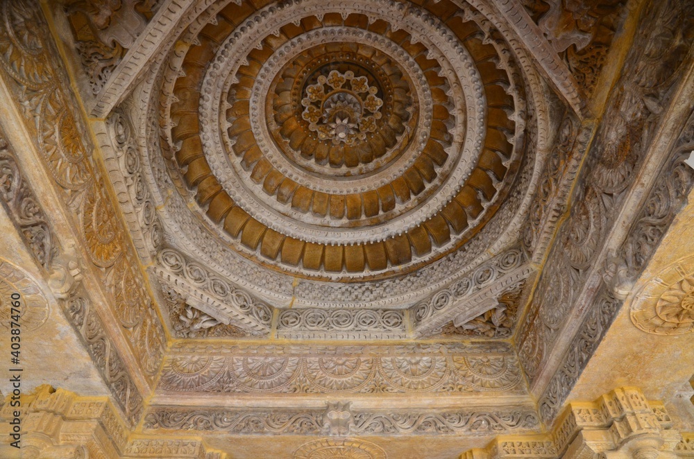 Jain temple in Jaisalmer: overwhelming masonry