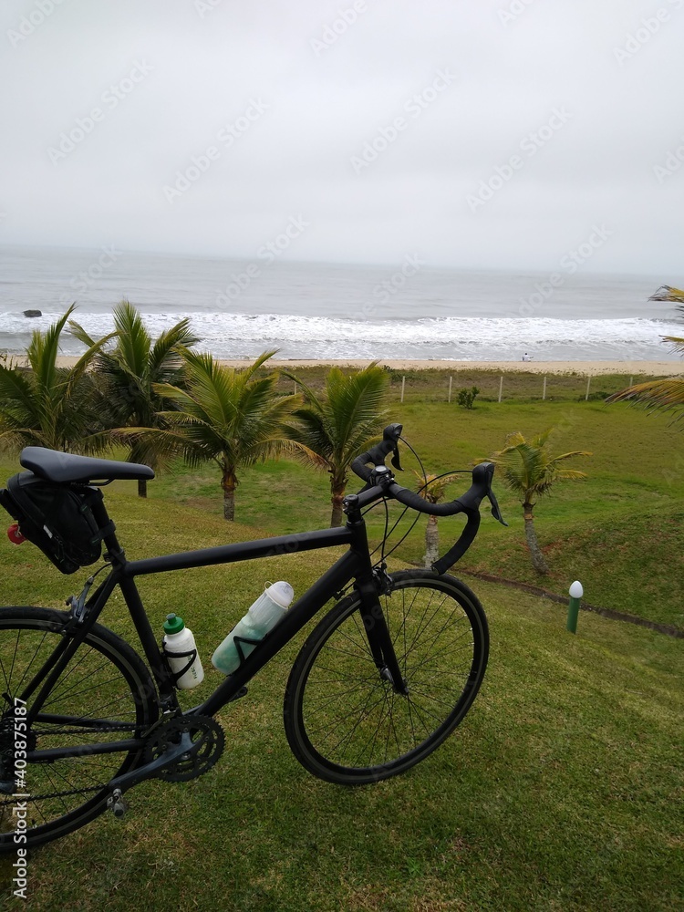 Fototapeta premium bike and Sea