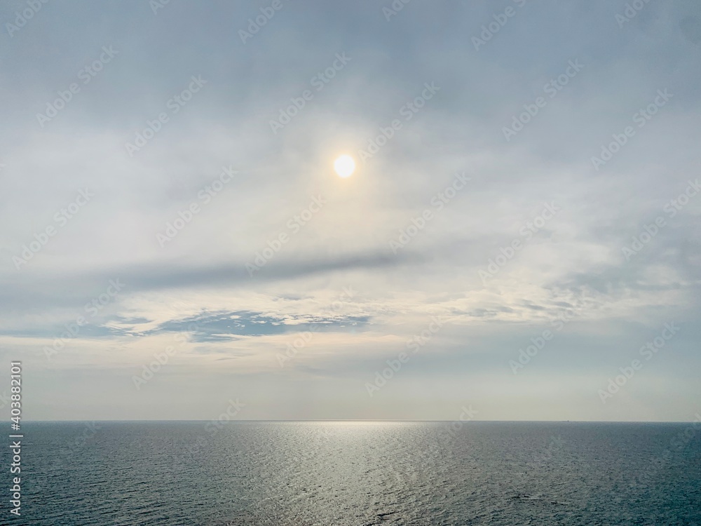 Fototapeta premium clouds over the sea