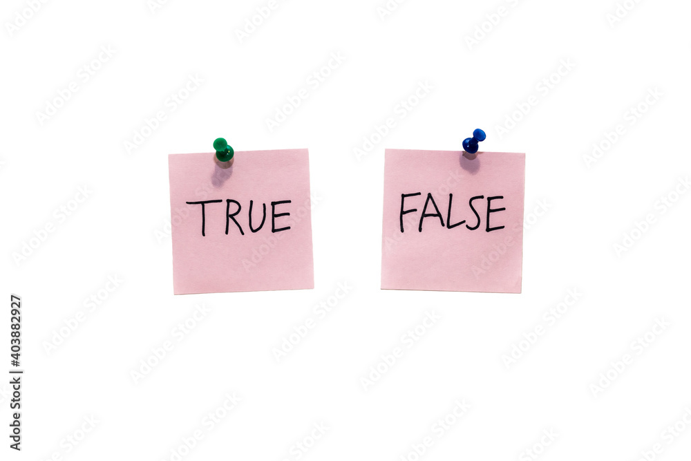 Pink sticky notes labeled words true and false isolated on white background. Truth and lie concept post it notepaper wallpaper - obrazy, fototapety, plakaty 