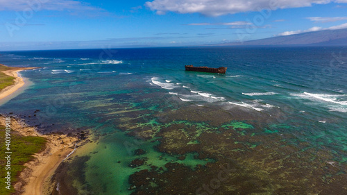 Aeria view of Shipwreck Beach，kaiolohia, Lanai island, Hawaii