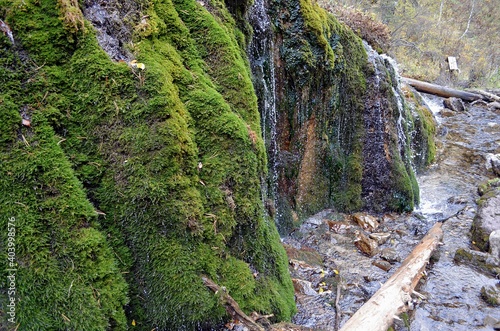 Tourist places of Gorny Altai, Emurlinsky waterfall.