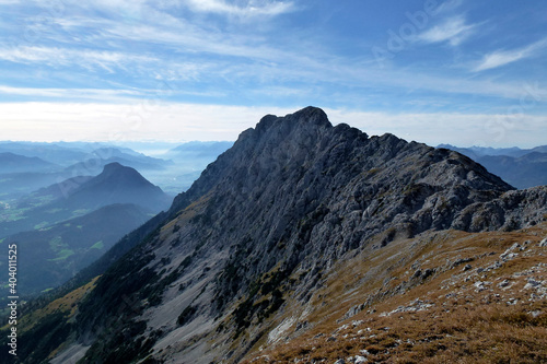 Fototapeta Naklejka Na Ścianę i Meble -  Mountain crossing Hackenkopfe mountains, Tyrol, Austria