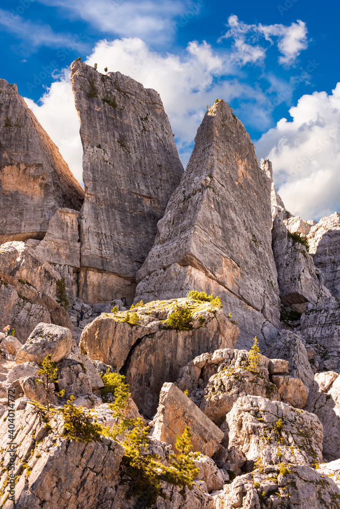 Naklejka premium Panoramic view to Dolomite mountains in Italy, beautiful mountain landcape