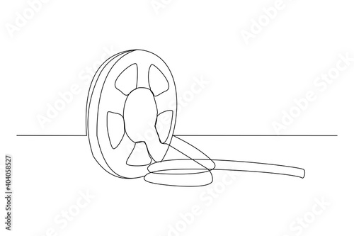 Continuous line drawing of retro old classic movie film reel. One single line art vintage film scene taker item concept design graphic vector illustration