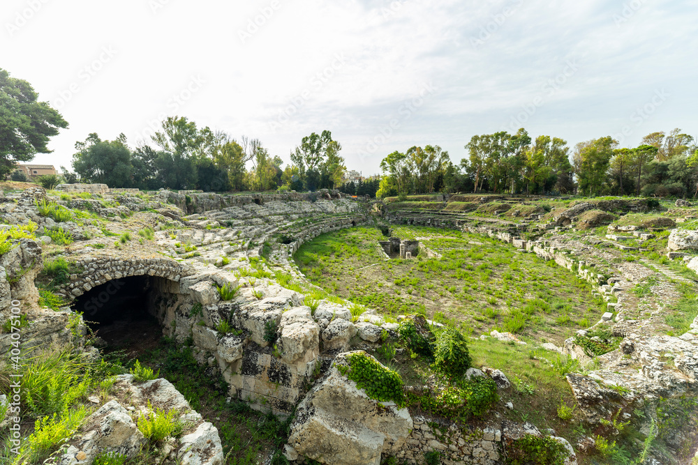 ancient roman ruins