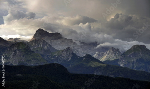 Fototapeta Naklejka Na Ścianę i Meble -  Słowenia, Alpy, Julijskie, Triglav, góry Korony Europy, Triglavski Narodni Park