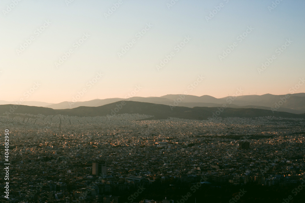 Obraz premium Sunset over the city. 