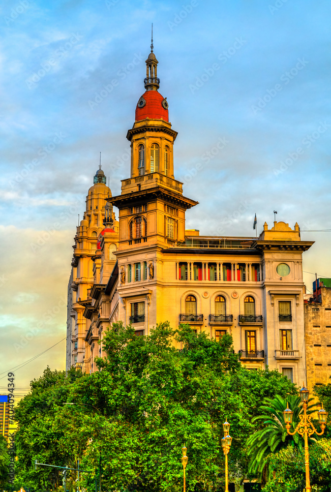 Obraz premium Architecture of Downtown Buenos Aires in Argentina