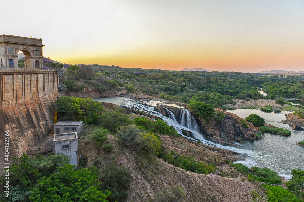 Fototapeta premium Hartbeespoort Dam, North West Province, South Africa