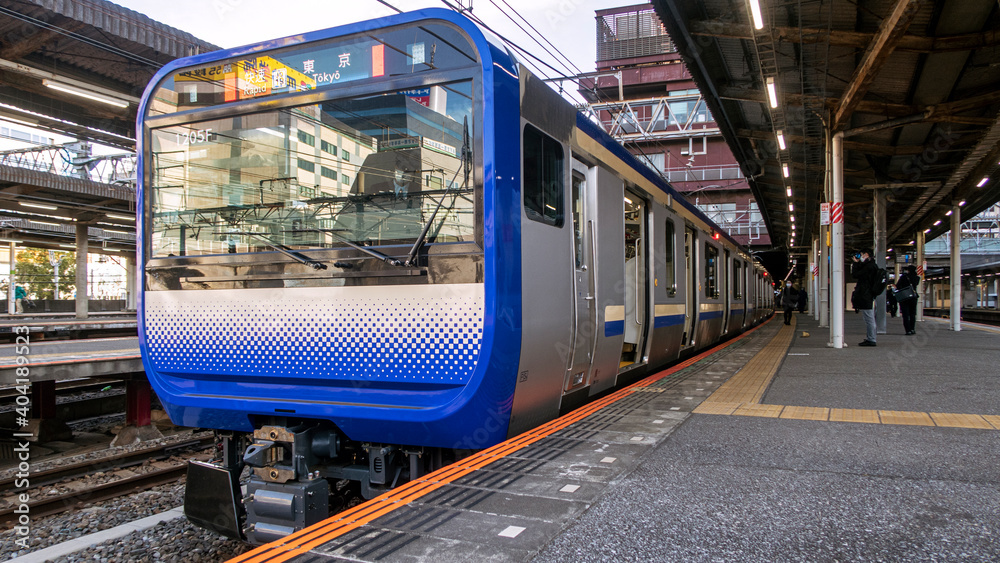 Obraz premium 都市の電車