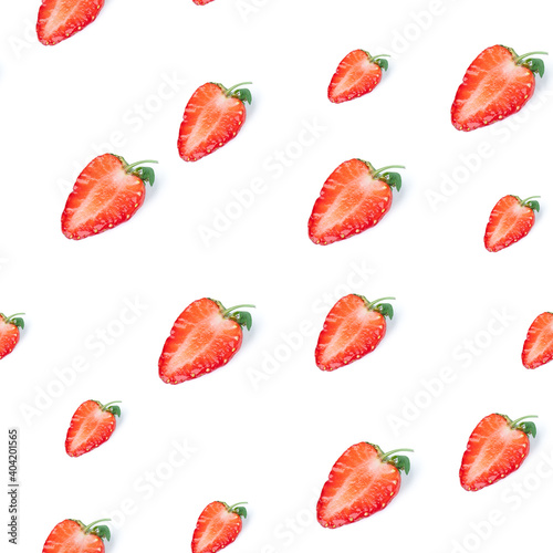 Fototapeta Naklejka Na Ścianę i Meble -  Seamless pattern of sweet ripe strawberries isolated on white background