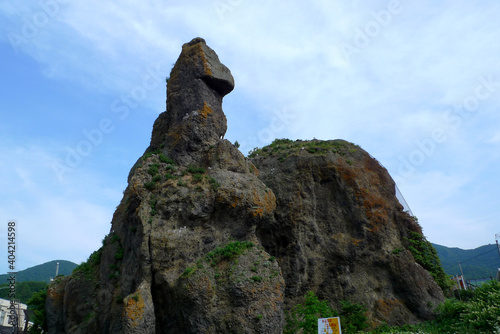 知床ゴジラ岩