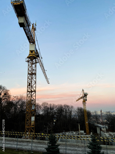 construction site with crane © Илья Макляк