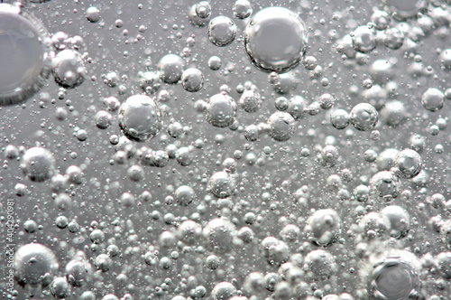 Canvastavla Bubbles from soda water or champagne, beer or other liquid with air, oxygen or carbon dioxide bubbles