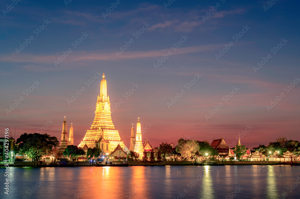 Wat Arun Temple in bangkok Thailand. Wat Arun is a Buddhist temple in Bangkok Yai district of Bangkok, Thailand Wat Arun Temple in bangkok Thailand. Wat Arun is a Buddhist temple in Bangkok Yai district of Bangkok, Thailand