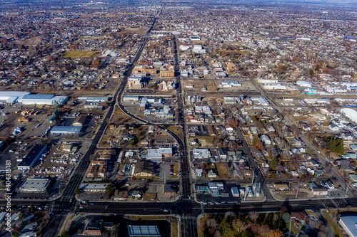 Fototapeta Naklejka Na Ścianę i Meble -  Small town USA Meridian Idaho aerial view