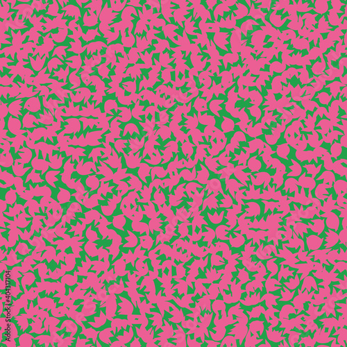 Pinke, grafische, zusammengefügte, abstrakte Elemente als nahtloses Muster mit grünem Hintergrund.