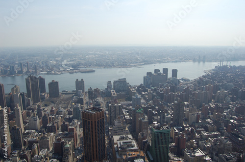 Vista panoramica de los edificios y rascacielos emblemáticos de Manhattan (Nueva York). Estados Unidos de America