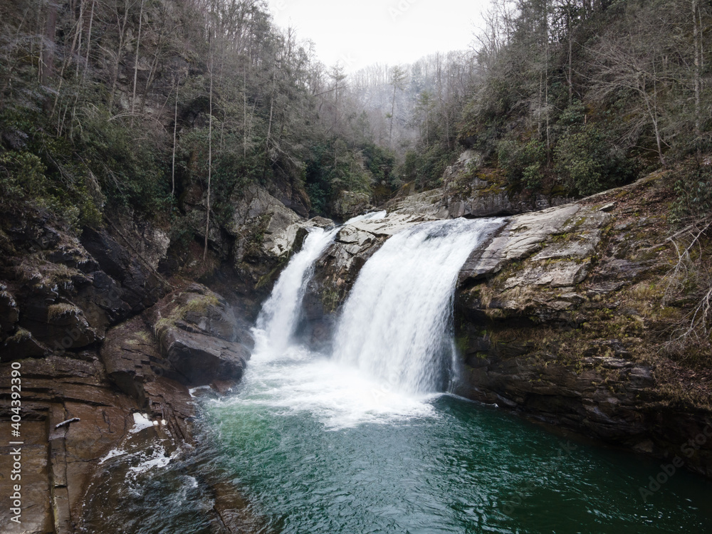 Fototapeta premium Twisting Falls in the Cherokee National Forest in Tennessee