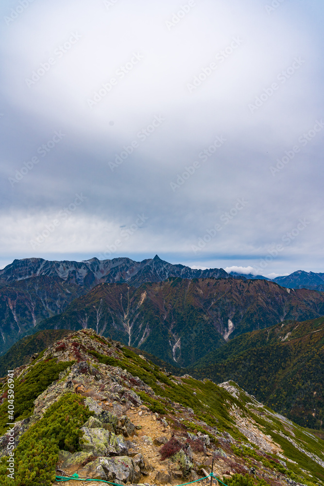 Naklejka premium 穂高連峰 槍ヶ岳 紅葉