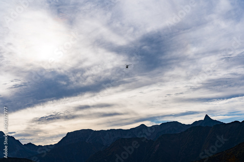 山岳救助ヘリ ヘリコプターレスキュー