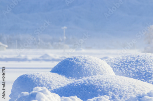 秋田県　冬の雪景色 © amosfal