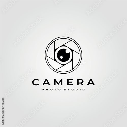 photography lens logo vector minimalist illustration design
