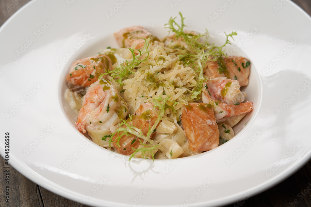 Fettuccine pasta with shrimp and cheese Fettuccine pasta with shrimp and cheese