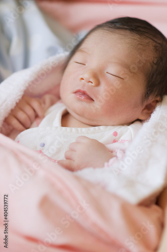 眠る赤ちゃん