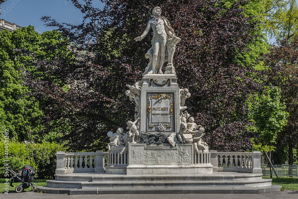 Statue of Wolfgang Amadeus Mozart (1896) in public Burggarten park in the center of Vienna. Austria.
