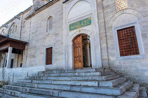   sk  dar V  lide-   Cedid Mosque