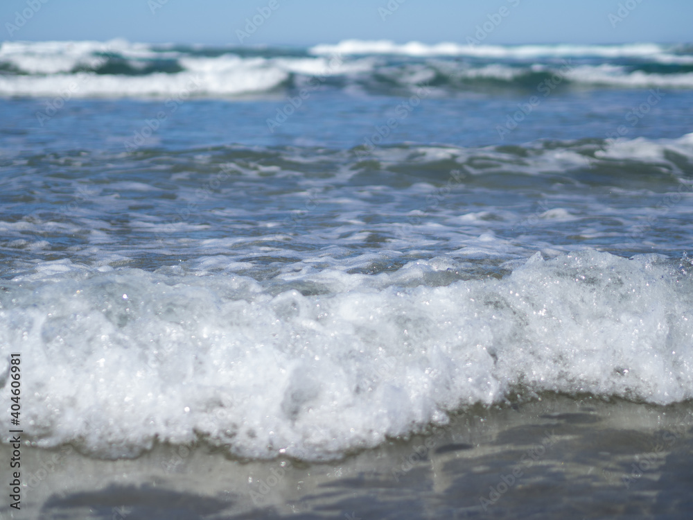 Φωτογραφία Waves, sea and sand on the beach of Famara in Lanzarote, Spain
