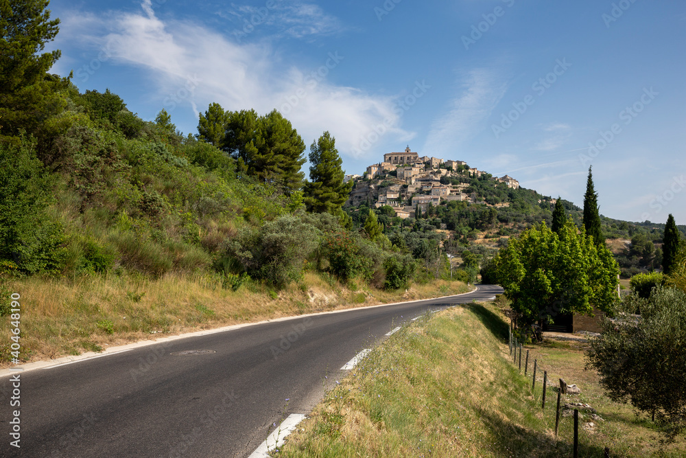 Roadside view of the beautiful town of Gordes,a commune in the Vaucluse département in the Provence-Alpes-Côte d'Azur region in southeastern France
