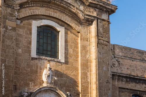 イタリア　バーリのサンタスコラスティカ教会 Chiesa di Santa Scolastica photo