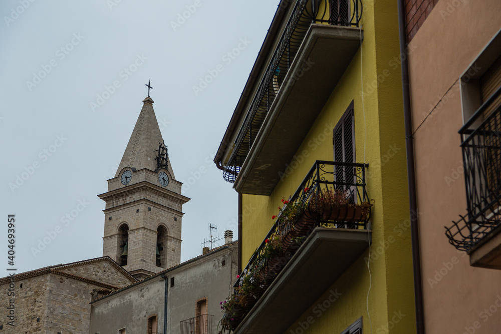 イタリア　グアルディアルフィエーラの町並み
