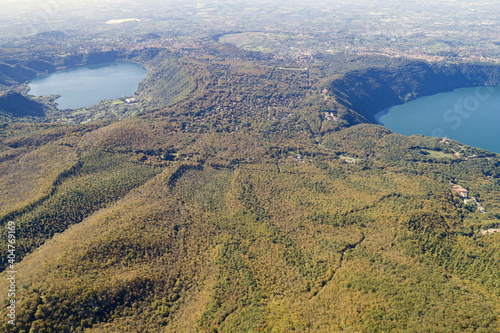 Lake Albano and Lake Nemi to the Roman castles. A landscape surrounded by nature and the sacred way © Claudio Quacquarelli