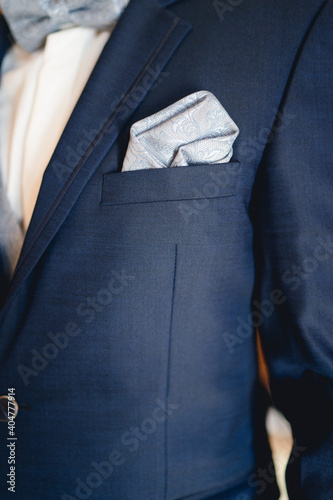 Sakko mit Einstecktuch close up