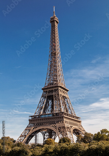 Symbol of Paris, Eiffel Tower, France © Radoslaw Maciejewski
