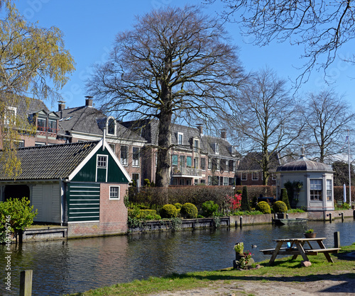 Ruheplatz am Kanl in Edam Holland photo