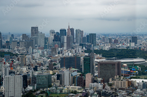 新宿のビル群 © GM SSM