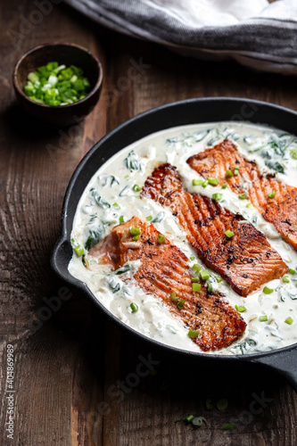 Salmon Steak with Spinach, Cream and Lemon
